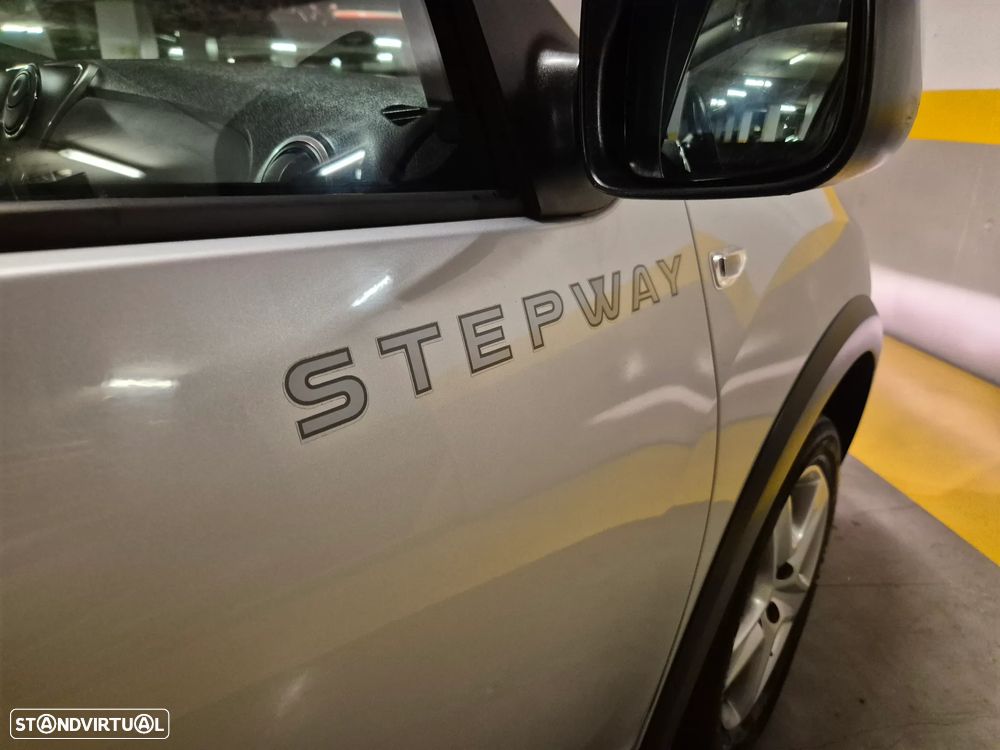 Dacia Sandero 0.9 TCe Stepway - 41
