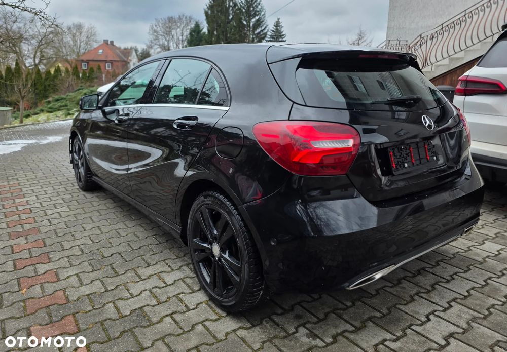 Mercedes-Benz Klasa A 220 d 4Matic 7G-DCT AMG Line - 6