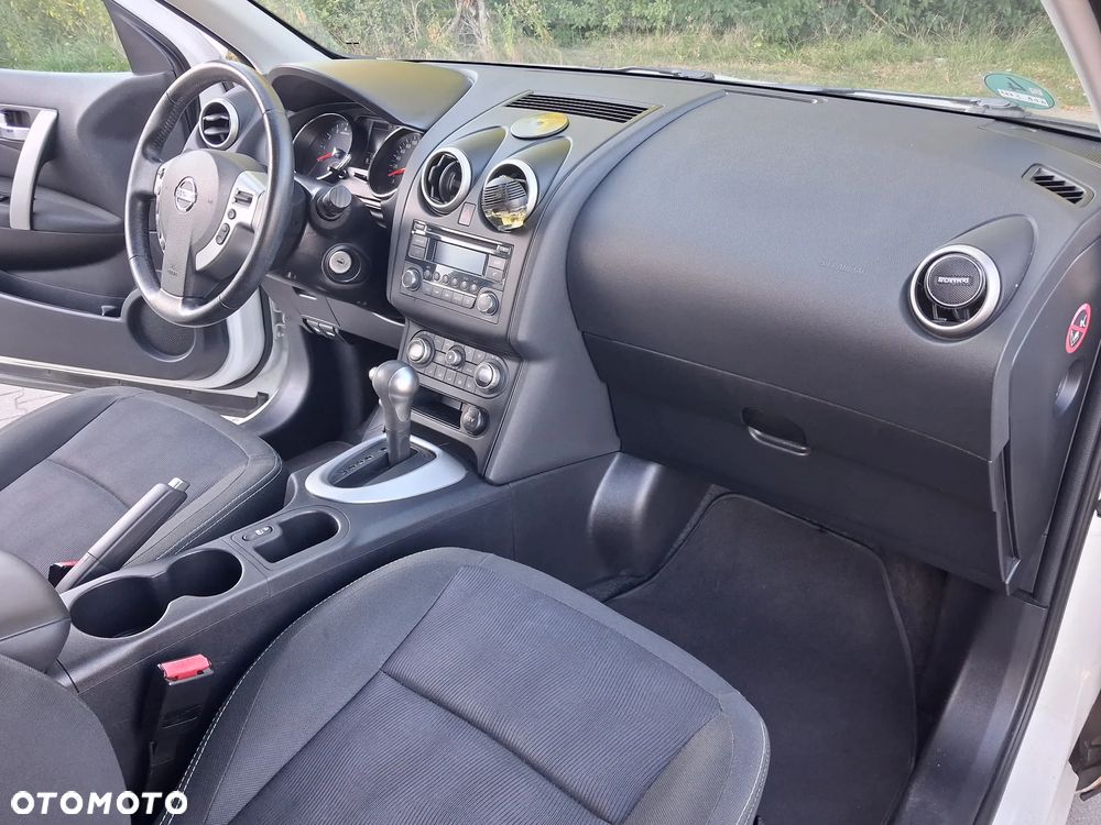 Nissan Qashqai 1.6 Tekna CVT - 27