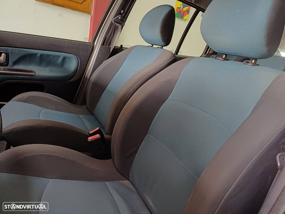 Renault Clio 1.2 16V Billabong - 10