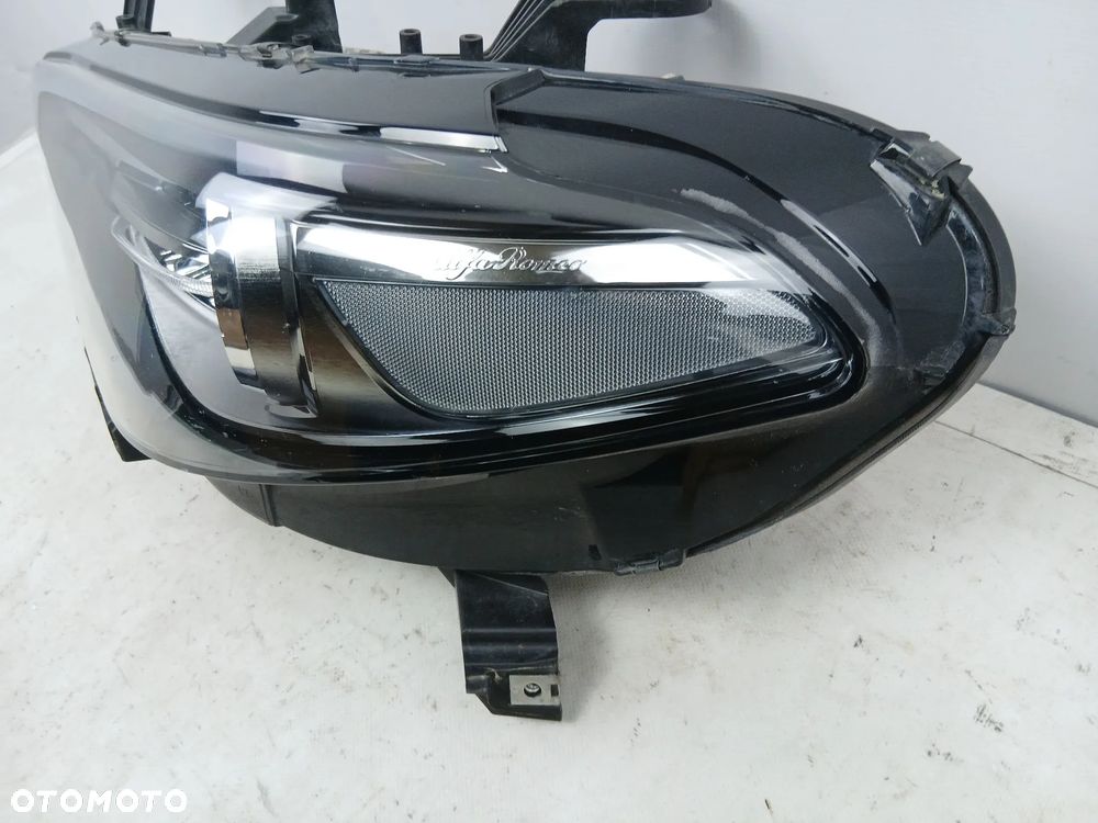 Reflektor przód przedni lewy lampa XENON SKRĘTNY Alfa Romeo Giulia - 3