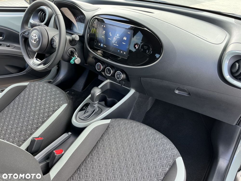 Toyota Aygo X 1.0 VVT-i Style CVT - 19