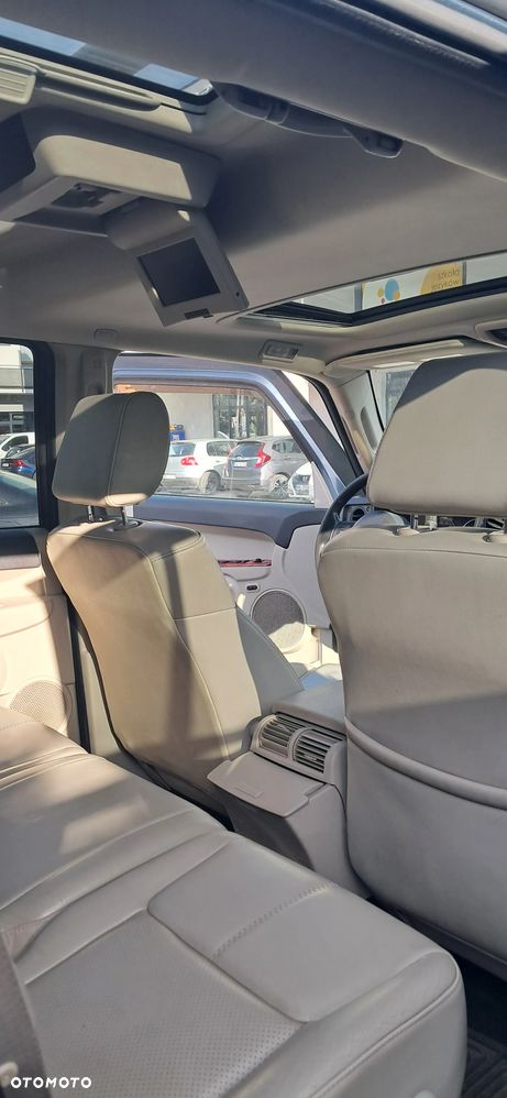 Jeep Commander - 8