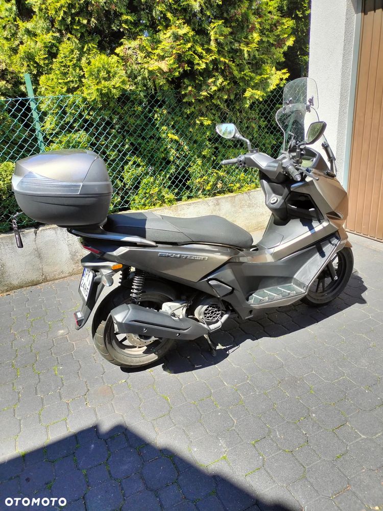 Kymco Skytown - 13