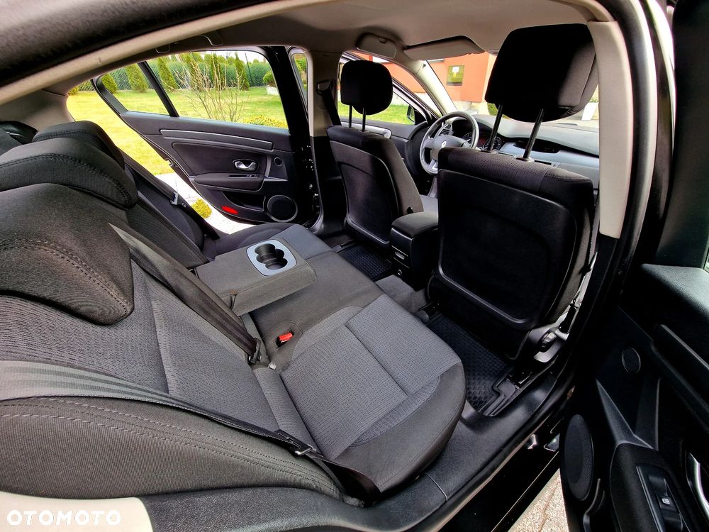 Renault Laguna 2.0 DCi Dynamique - 19