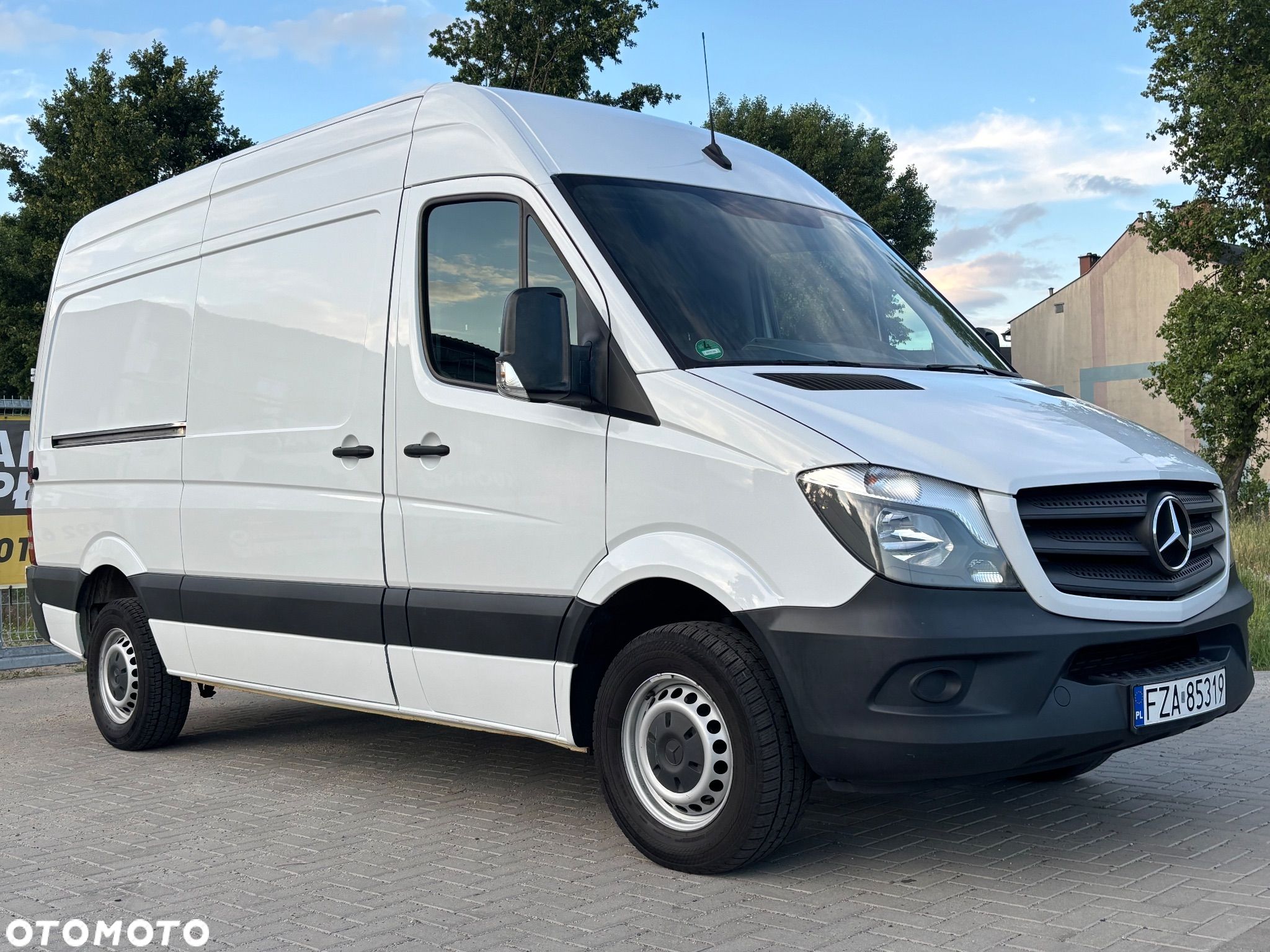Mercedes-Benz SPRINTER L2H2 - 1