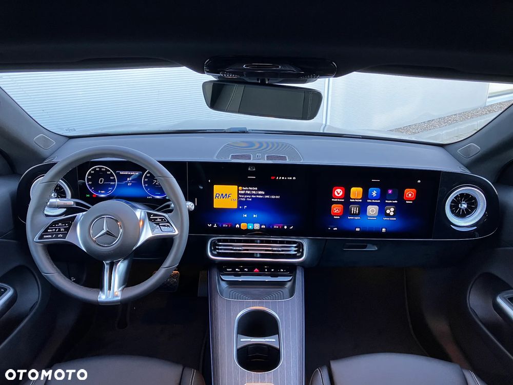 Mercedes-Benz CLA - 10