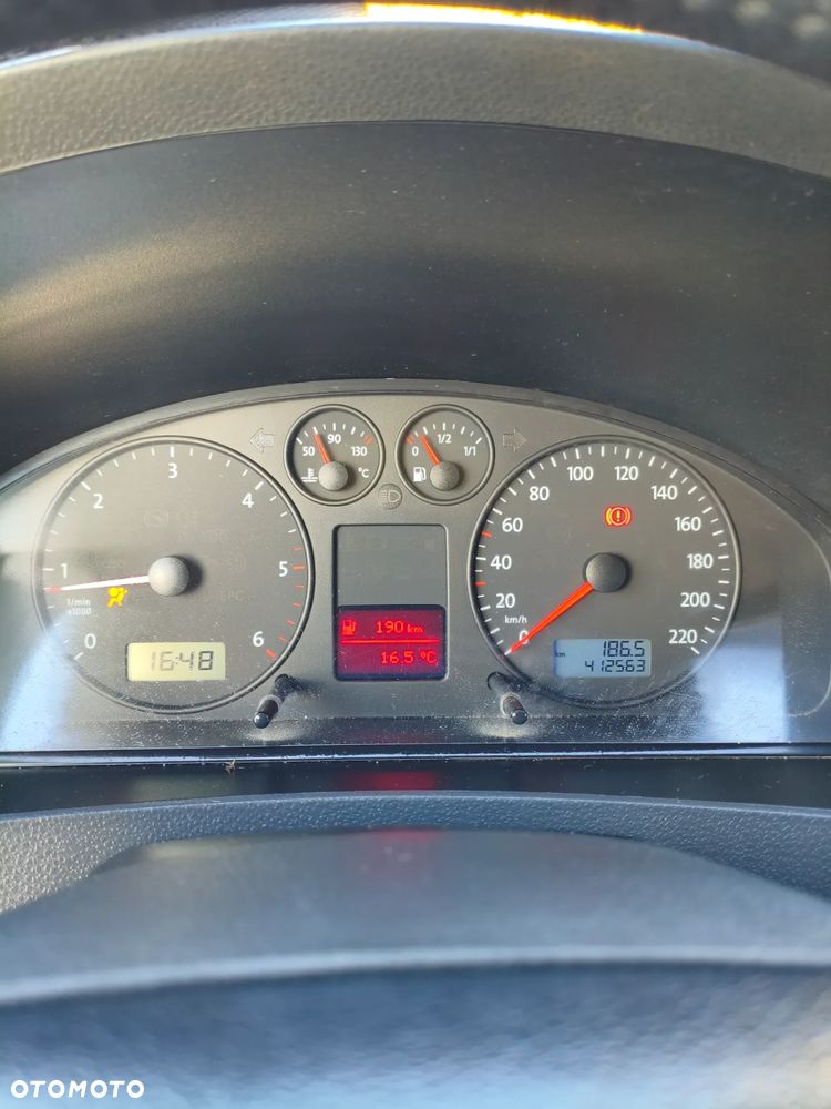 Volkswagen Transporter - 28
