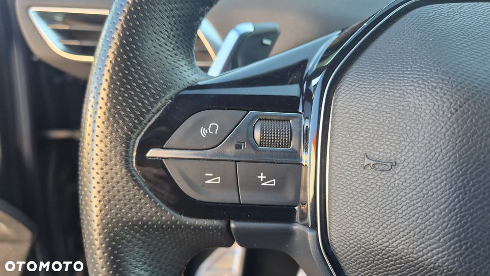 Peugeot 5008 2.0 BlueHDi GT Pack S&S EAT8 - 22