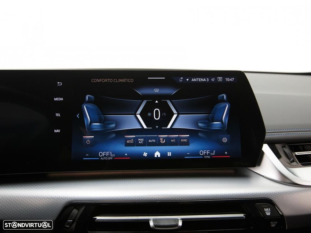 BMW X1 xDrive25e Pack Desportivo M - 26