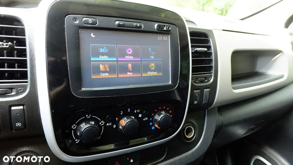 Renault Trafic - 18