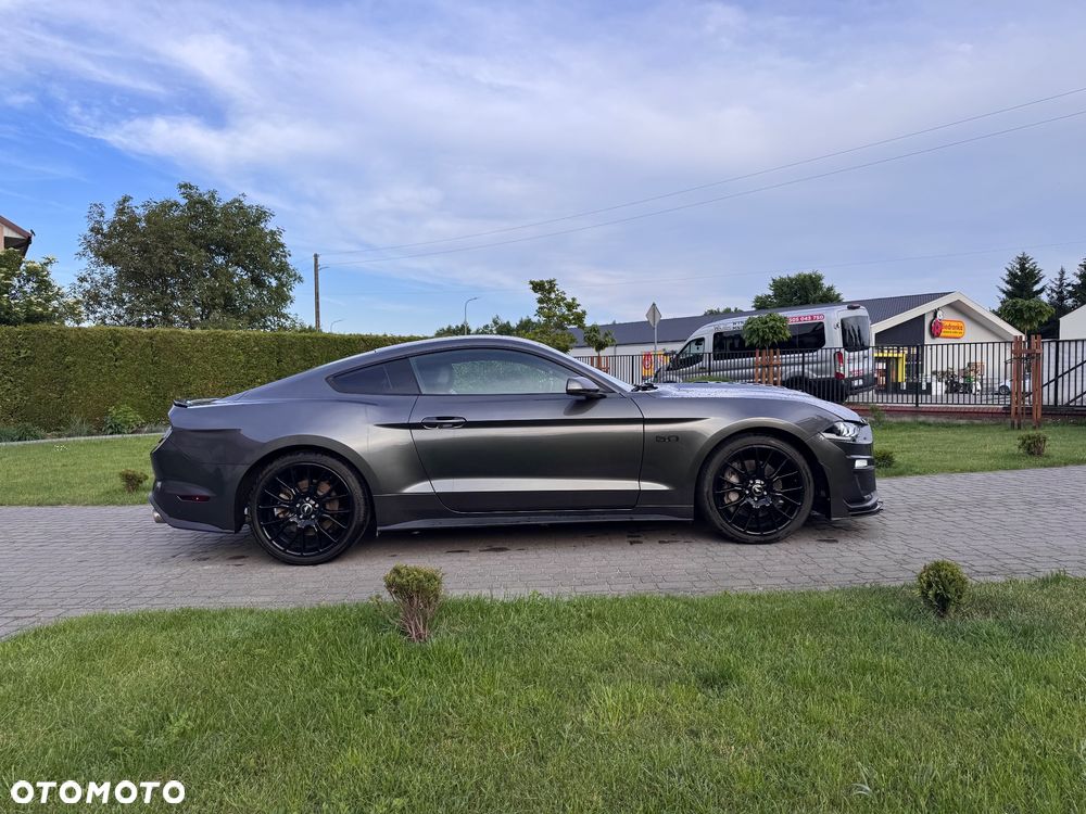 Ford Mustang 5.0 V8 GT - 4