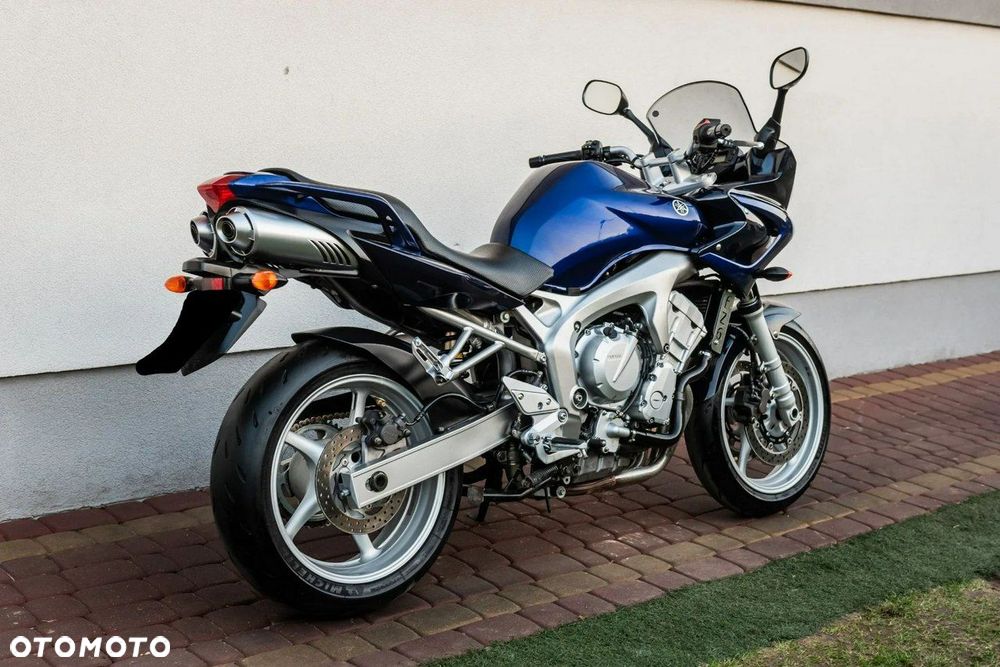 Yamaha FZ - 3
