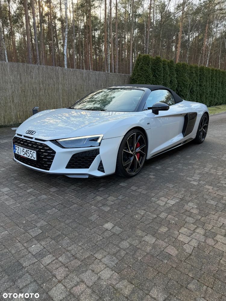 Audi R8 Spyder V10 Quattro Performance - 5