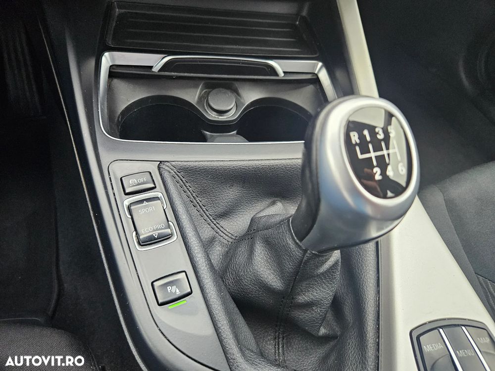 BMW Seria 1 - 16
