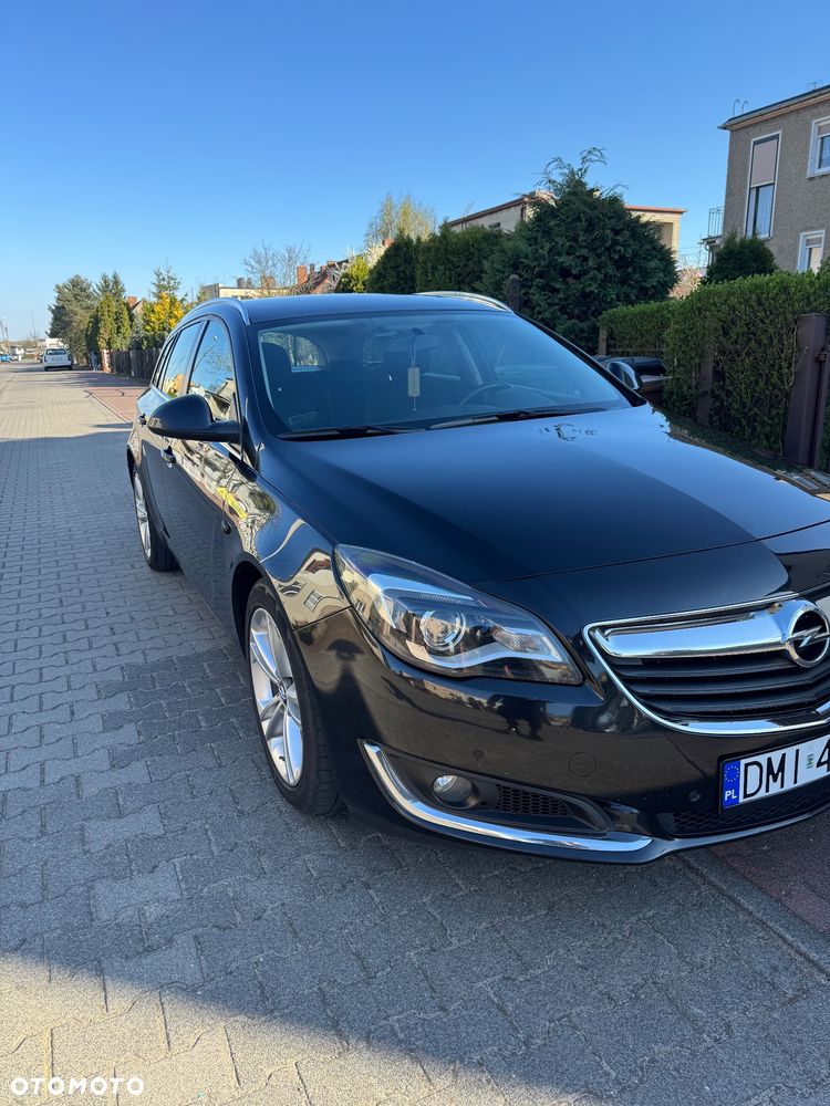 Opel Insignia - 1
