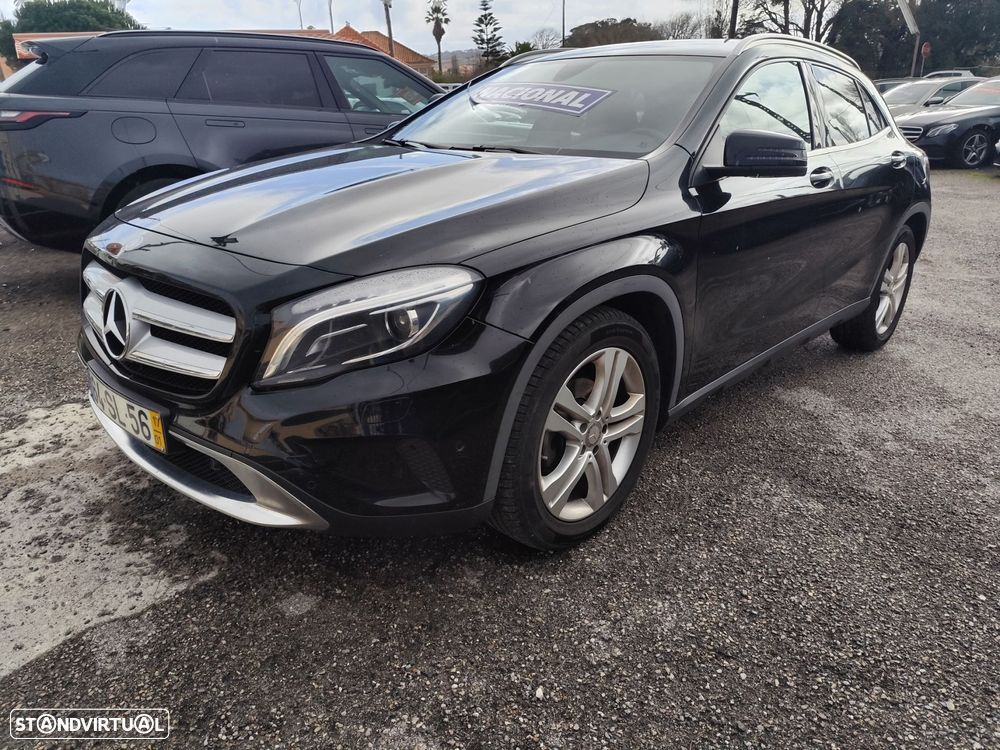 Mercedes-Benz GLA 220 d Style - 4