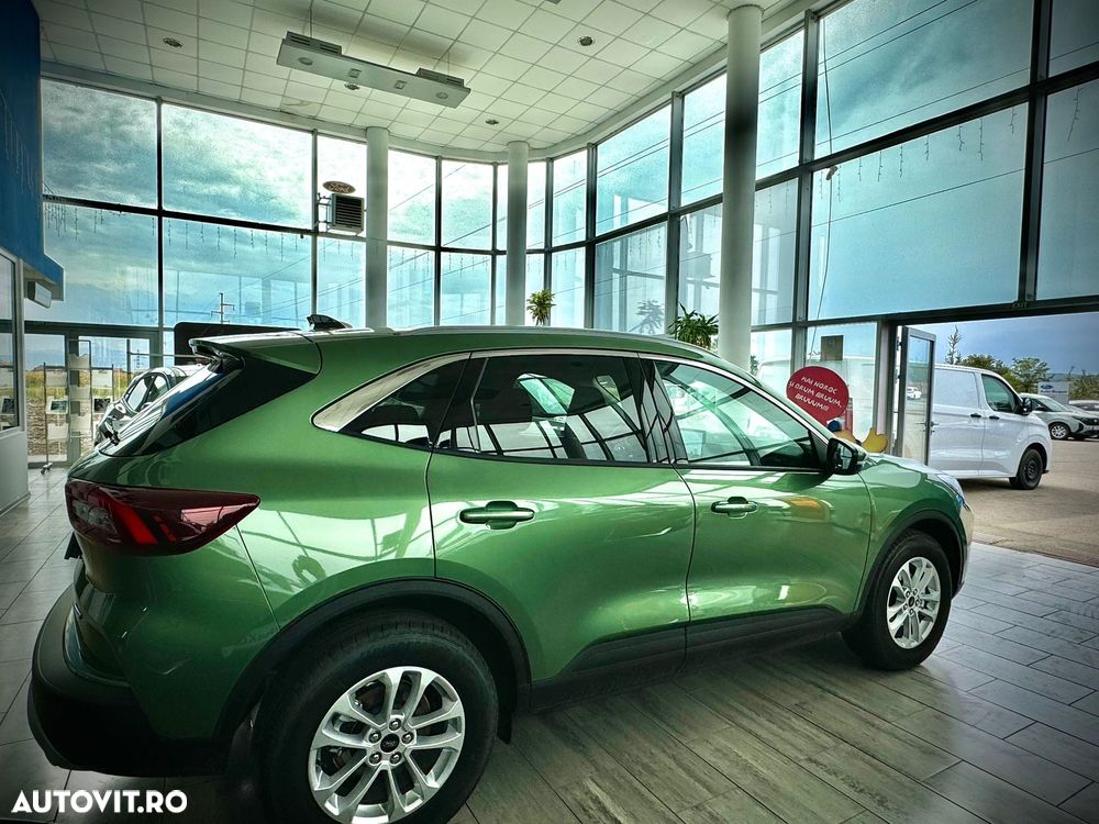 Ford Kuga 1.5 EcoBoost A8 FWD Titanium - 5