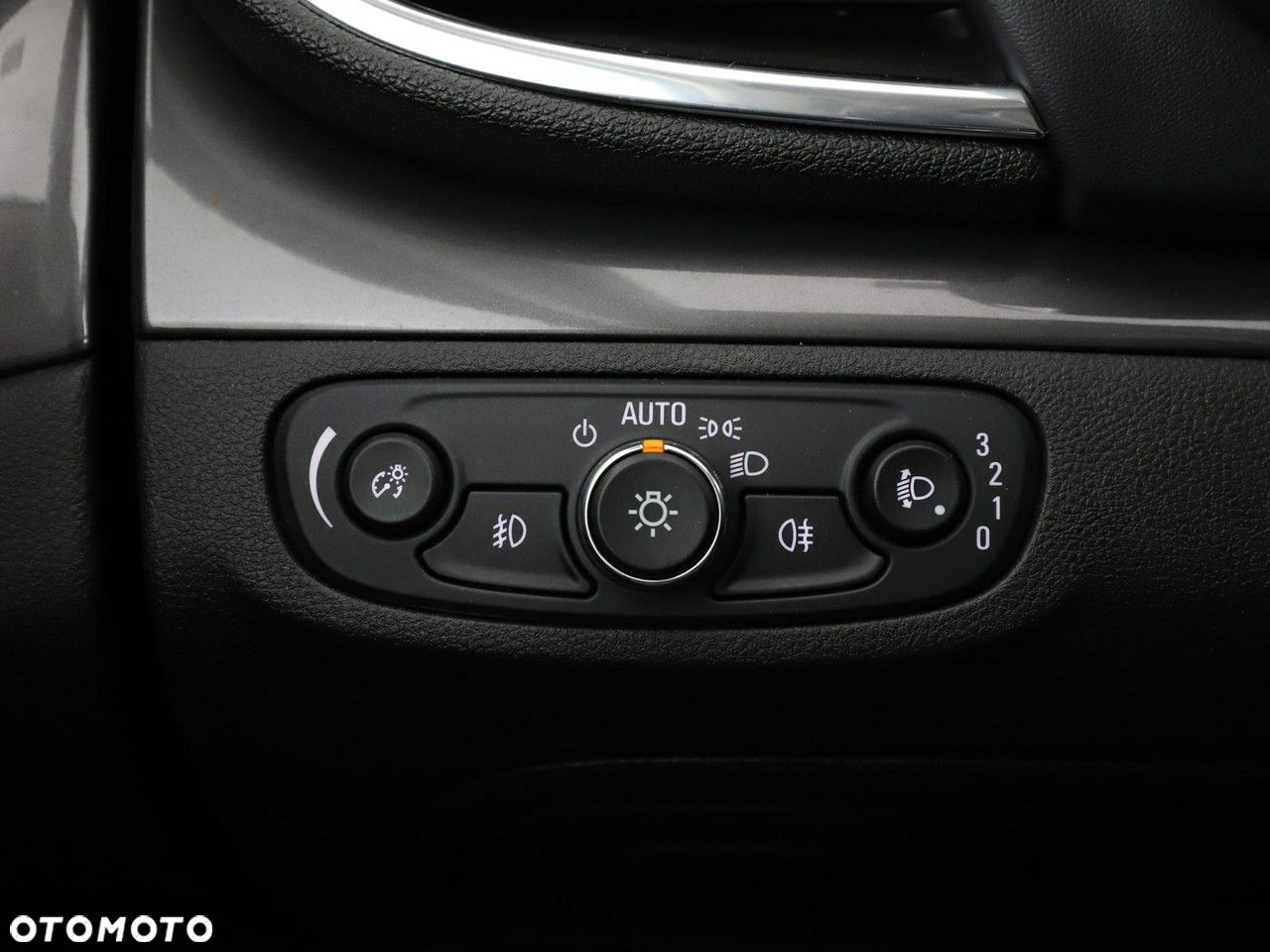 Opel Mokka X 1.4 T Color Edition S&S - 32