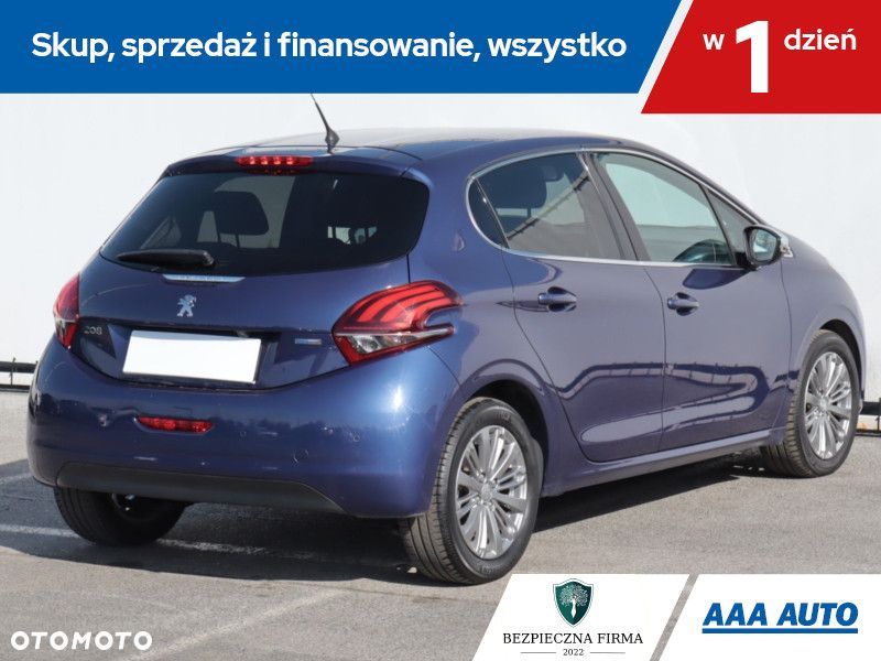 Peugeot 208 - 7