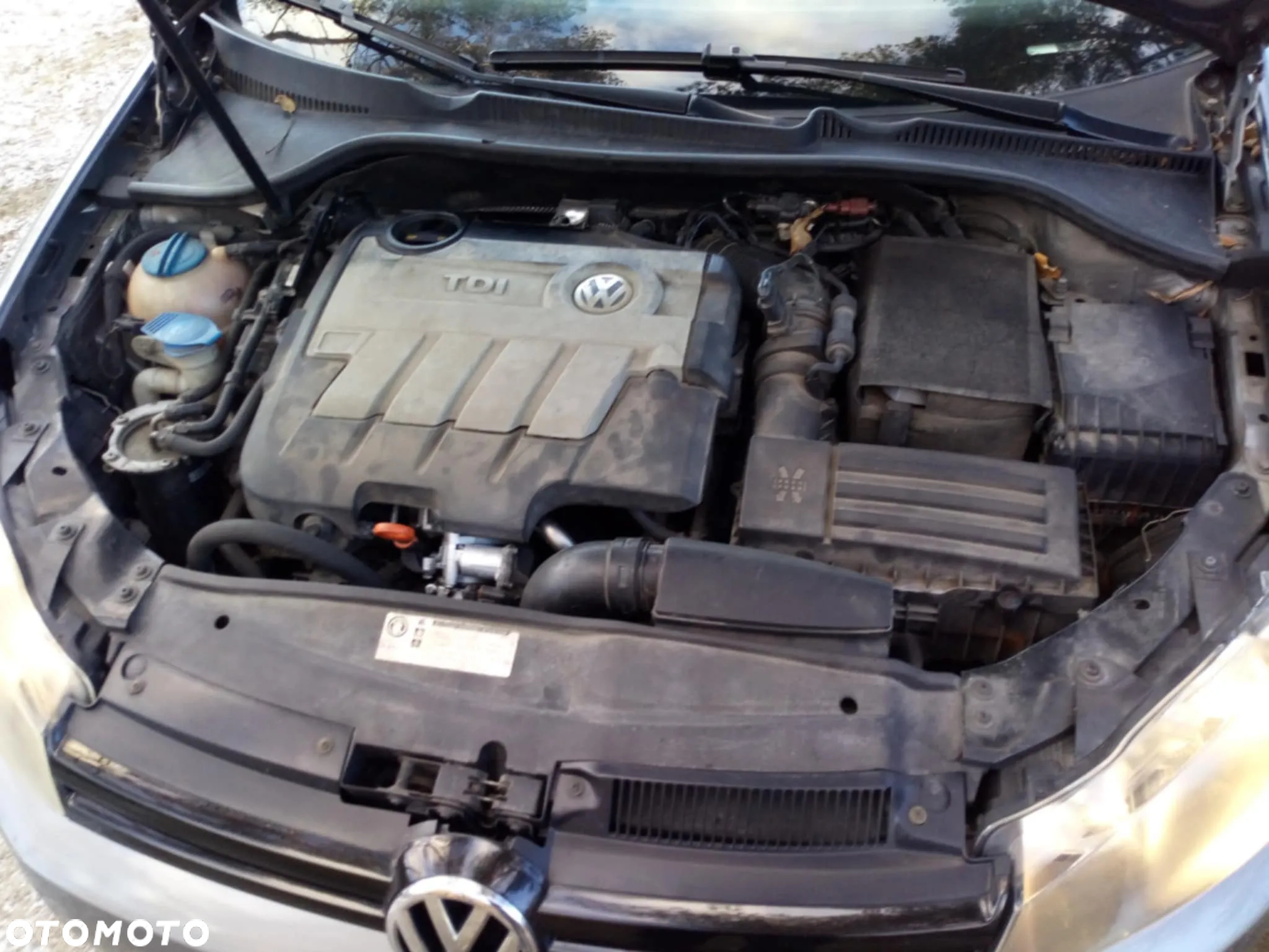 Volkswagen Golf VI 2.0 TDI Comfortline - 12
