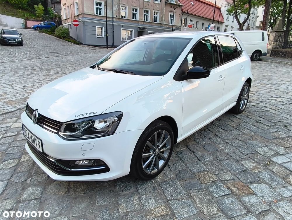Volkswagen Polo - 1