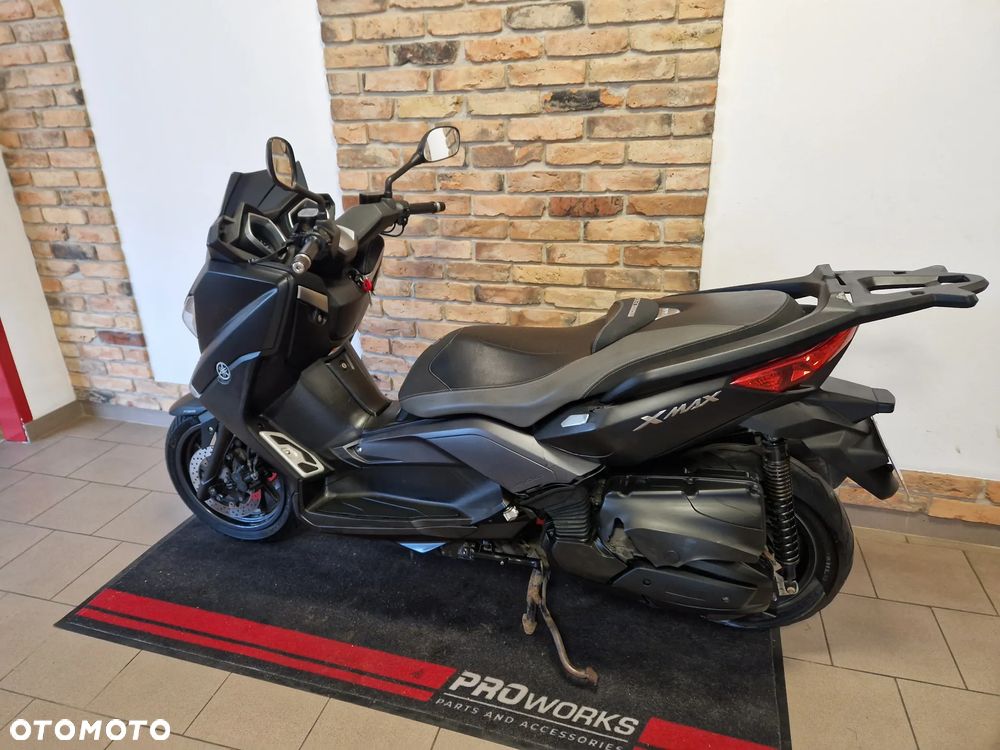 Yamaha X-max - 8