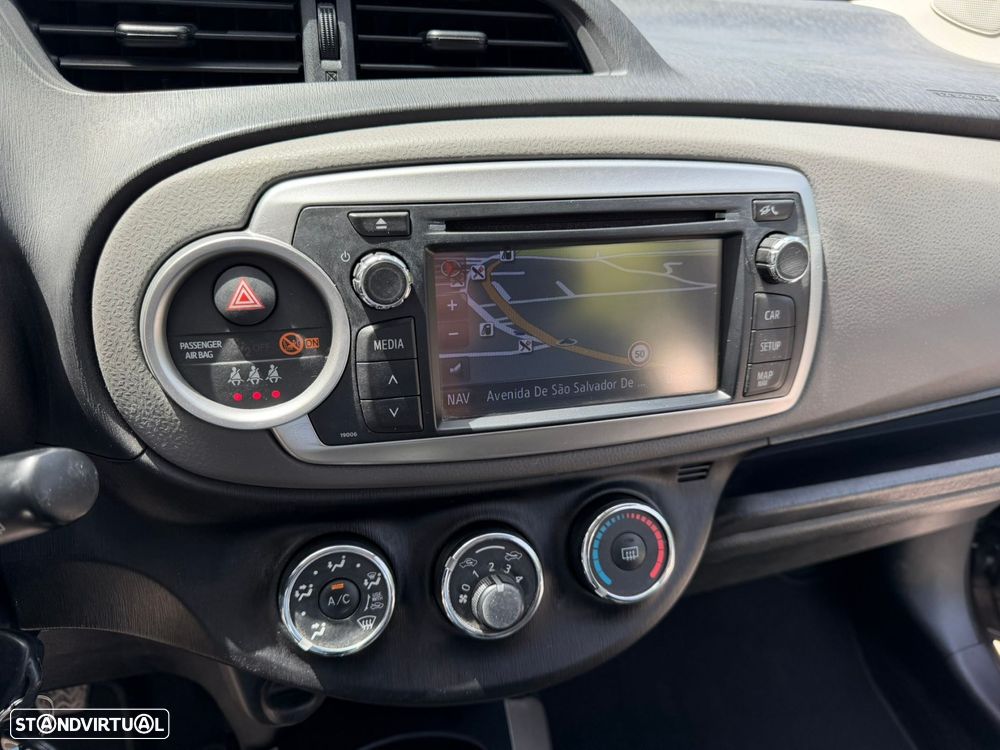 Toyota Yaris 1.0 VVT-i ACtive+AC - 27