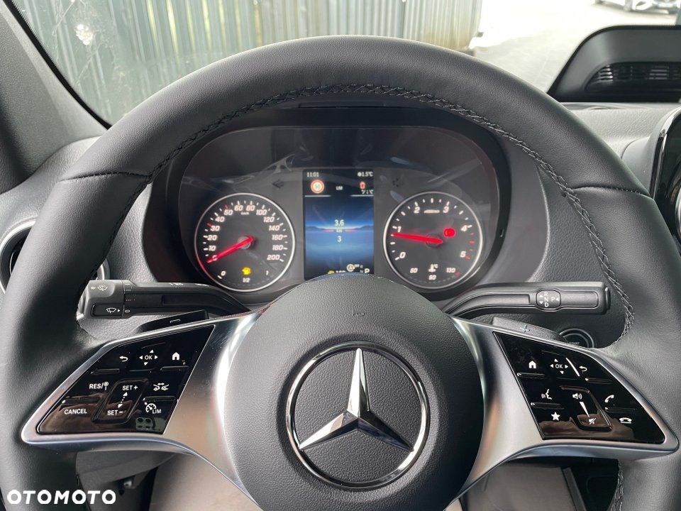 Mercedes-Benz Sprinter - 6