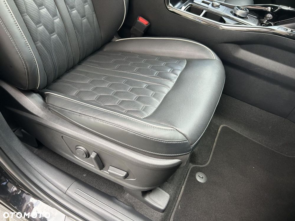 Kia Sorento 1.6 T-GDI HEV Prestige Line 7os - 24