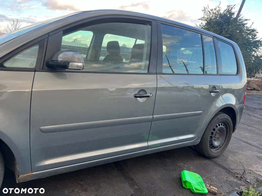 Drzwi lewe przednie/tylne Volkswagen Touran I przed liftem KOMPLETNE, Cena za szt.