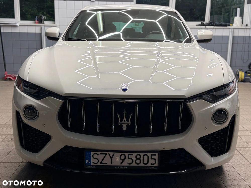 Maserati Levante Q4 GranSport - 4