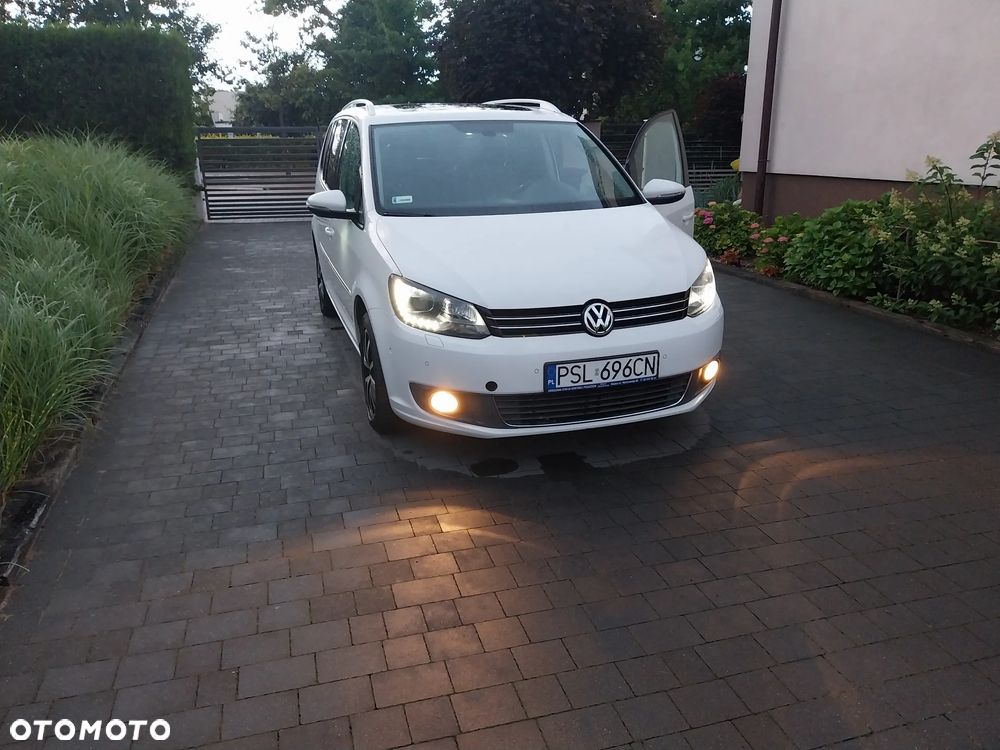 Volkswagen Touran 10-15 - 1