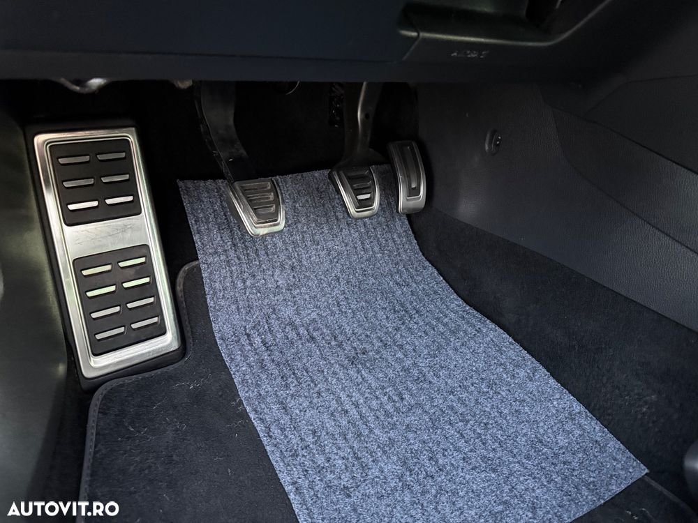 Volkswagen Golf - 30