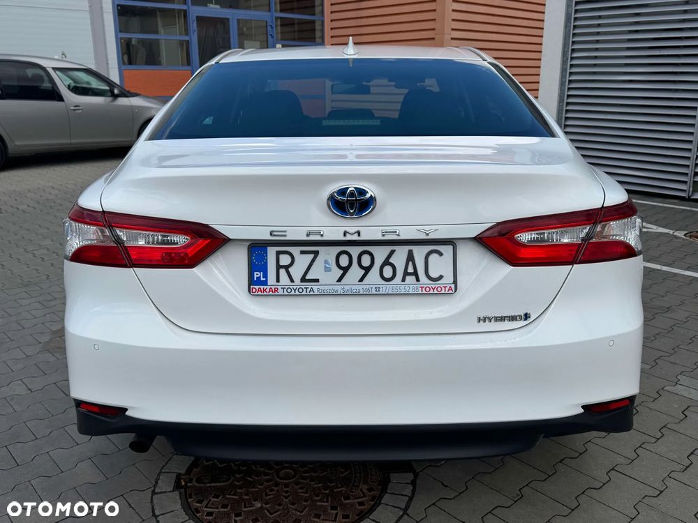 Toyota Camry 2.5 Hybrid Comfort CVT - 10