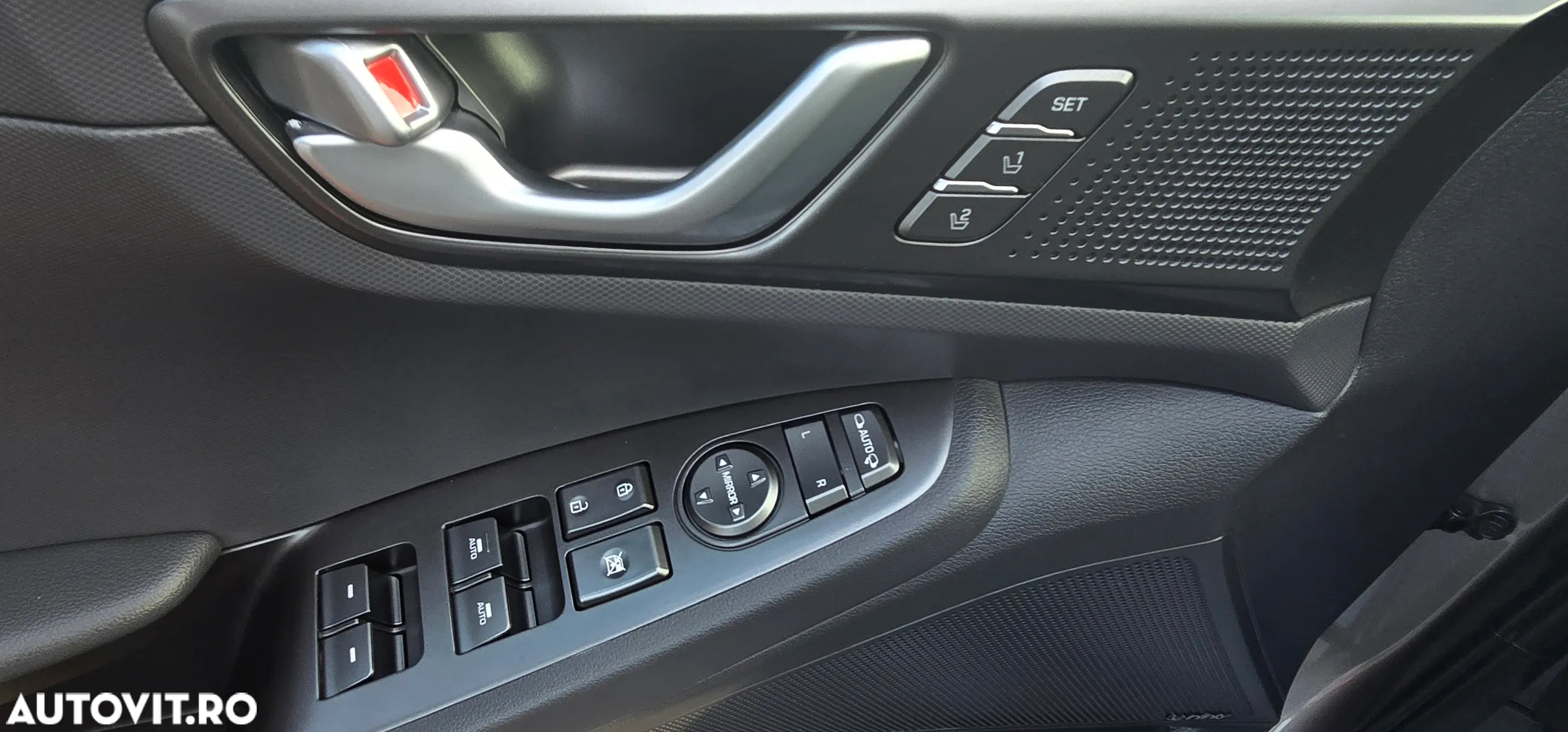 Hyundai IONIQ Hybrid 1.6 GDI Premium - 12