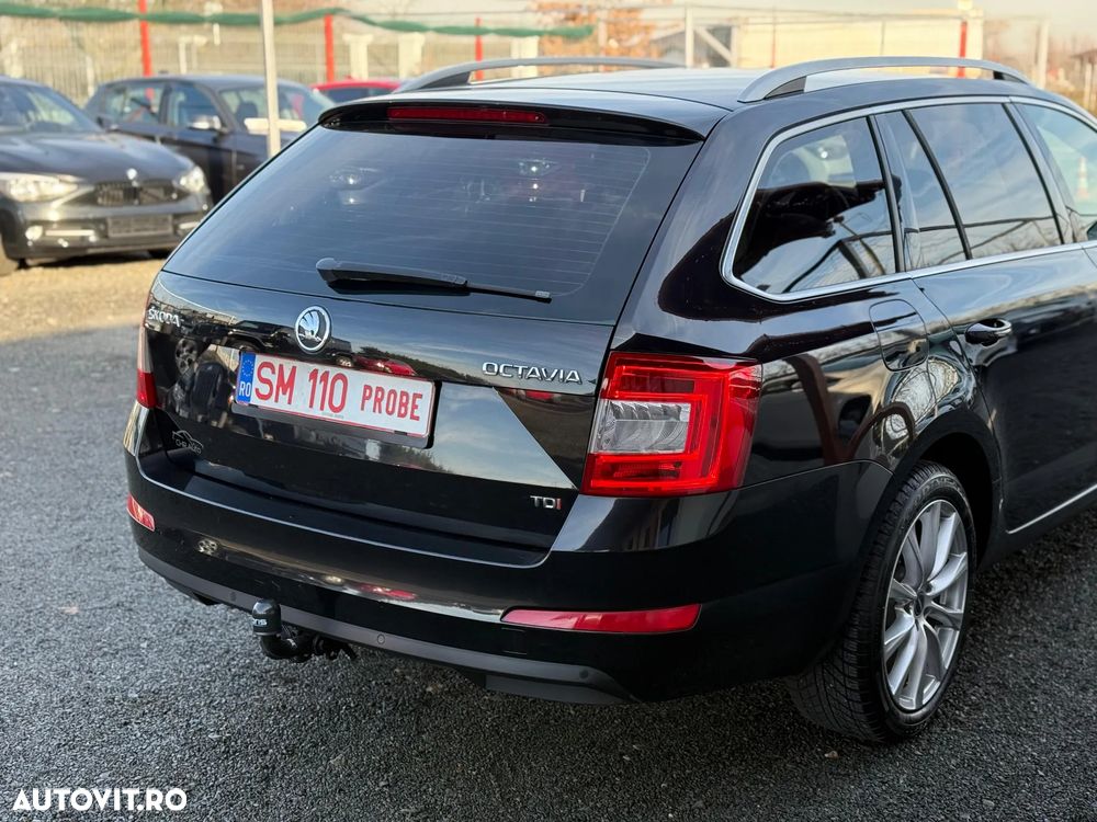 Skoda Octavia Combi 2.0 TDI DSG Premium Edition - 28