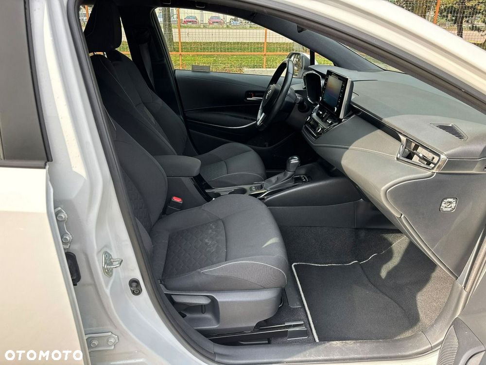 Toyota Corolla 1.8 Hybrid Comfort - 15