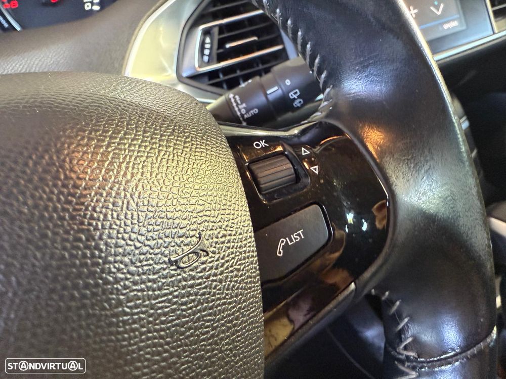 Peugeot 308 1.6 BlueHDi Allure EAT6 - 16