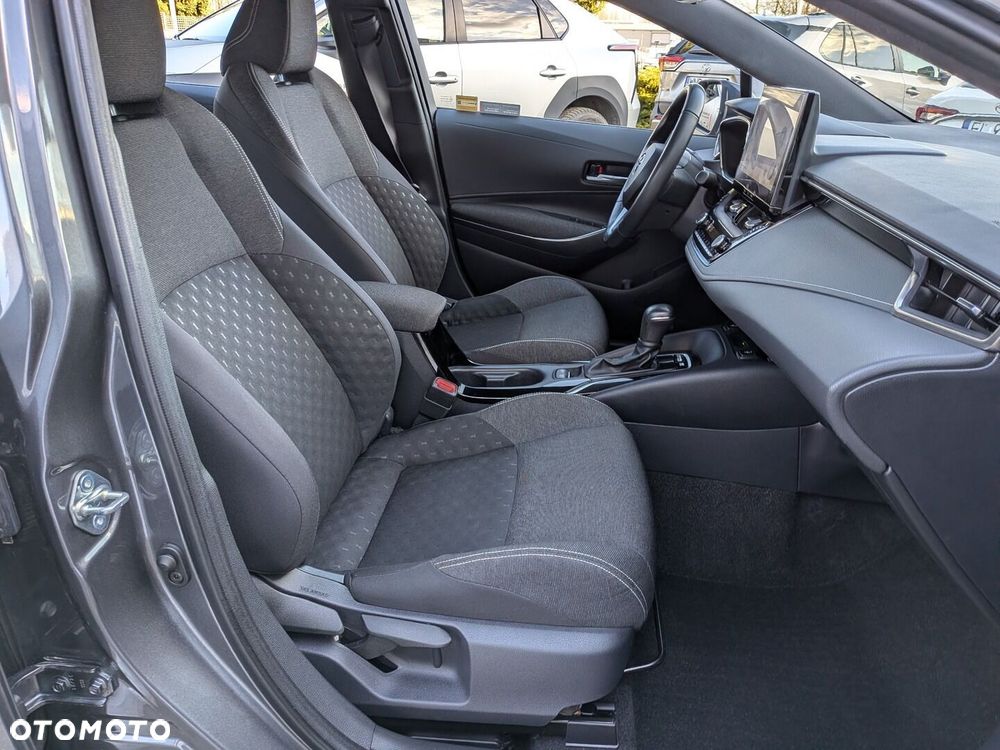Toyota Corolla 1.8 Hybrid Comfort - 27