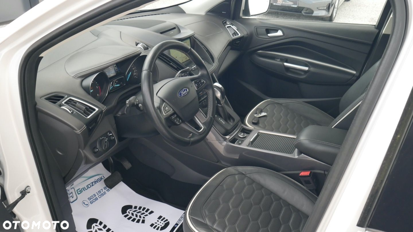 Ford Kuga - 12