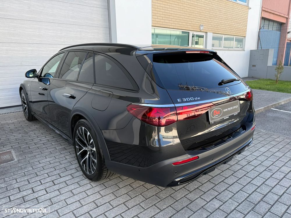 Mercedes-Benz E 300 de 4Matic All-Terrain - 12