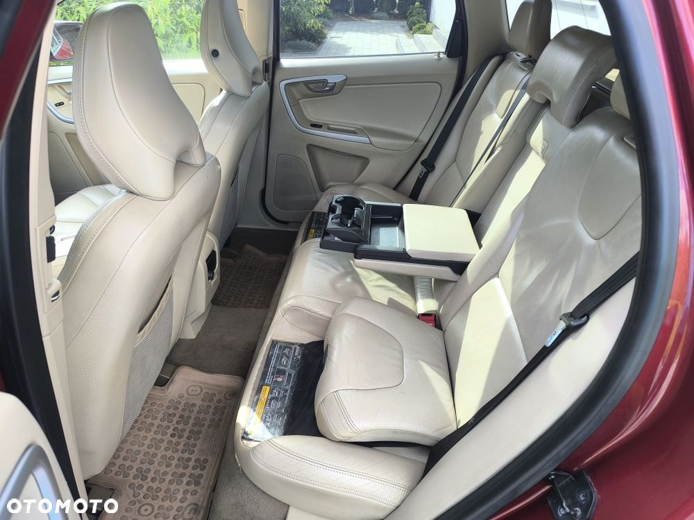 Volvo XC 60 - 8