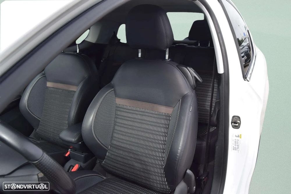 Peugeot 208 155 THP Allure - 10