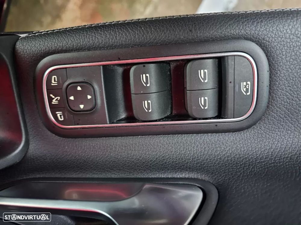 Mercedes-Benz CLA 180 d Progressive - 6