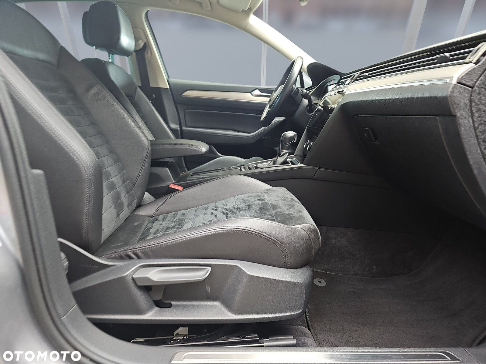 Volkswagen Passat 2.0 TDI BMT SCR Highline DSG7 - 28