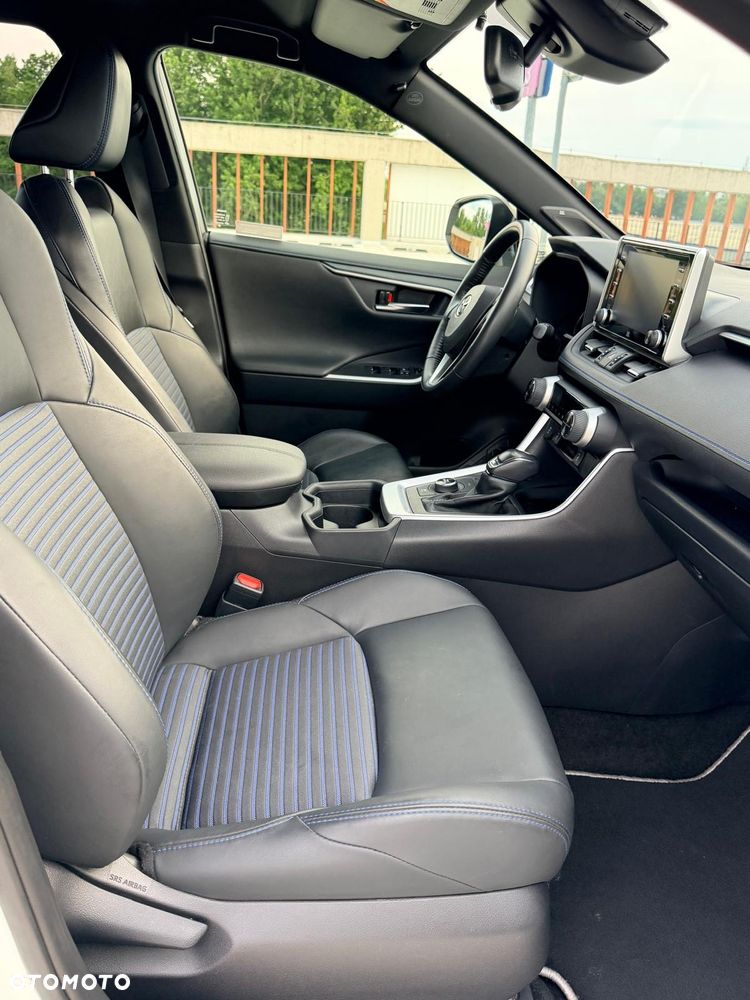 Toyota RAV4 2.5 Hybrid Black Edition by JBL 4x2 - 21