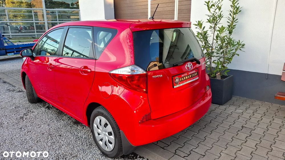 Toyota Verso S 1.33 VVT-i Comfort - 5