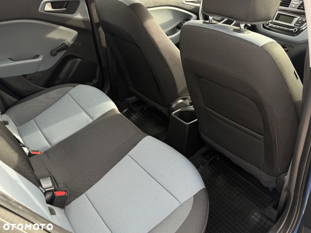 Hyundai i20 1.2 Classic Plus - 22