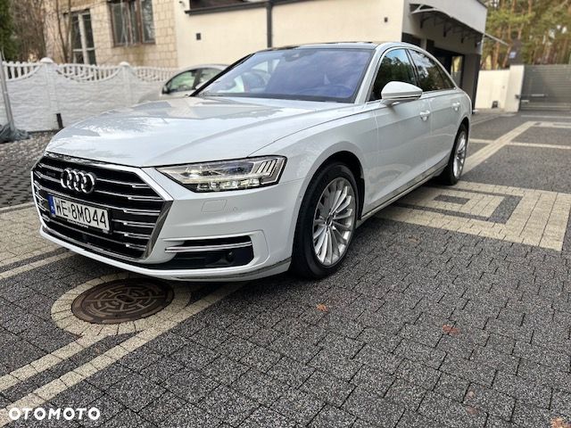 Audi A8 - 2